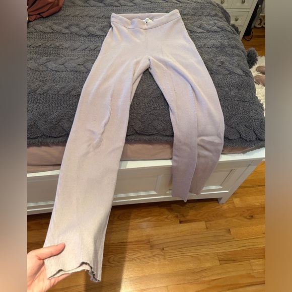 Abercrombie Sweats 💜 - Picture 4 of 8